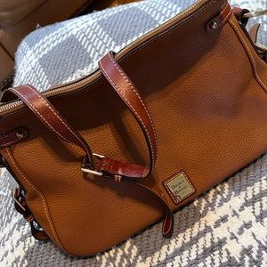 Dooney and Bourke satchel purse medium